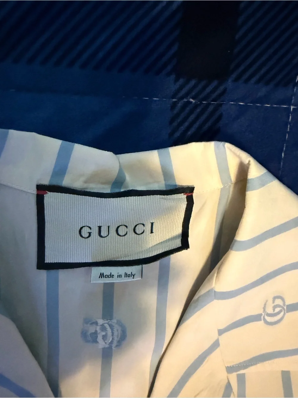 Gucci White Short-Sleeve Button-Down Shirt with Light Blue Stripes size large